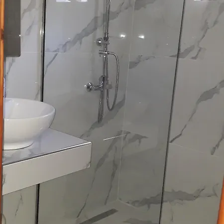 Nychterida 2* 마라티아스