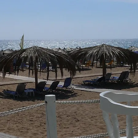 فندق Nychterida 2*