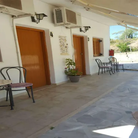 فندق Nychterida ماراثياس