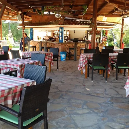 Hotel Nychterida Marathias